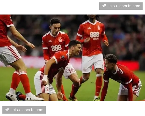 诺丁汉森林1-1战平阿斯顿维拉，客场收获宝贵一分